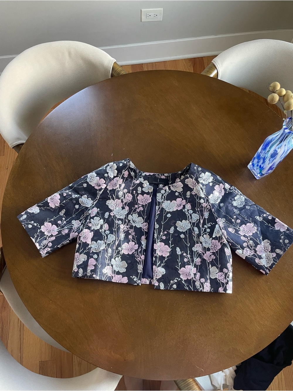 Abbey Glass Jacquard Cropped Jacket - Picture 2 of 2